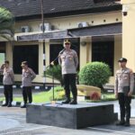 Wakapolres Takalar Tekankan Profesionalisme dan Integritas Saat Pimpin Apel Pagi IMG-20251104-WA0019