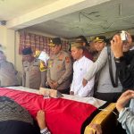 Kapolda Sulsel Kunjungi Rumah Duka Bripda Dirja Pratama di Pinrang, Pastikan Penanganan Kasus Secara Transparan IMG-20260223-WA0030