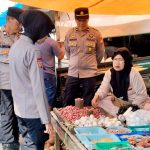 Polres Takalar Pantau Harga Sembako dan Patroli Dialogis di Pasar Pattallassang Jelang Idul Fitri IMG-20260310-WA0019