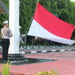 Peringati Harkitnas ke-118, Polda Sulsel Gelar Upacara Pengibaran Bendera Merah Putih*