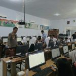 Polres Takalar Edukasi Pelajar Manfaatkan AI secara Cerdas dan Aman