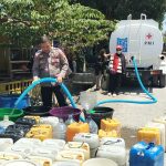 Peringati HUT ke-78 Polwan, Kapolda Sulsel Pimpin Bakti Sosial di Pulau Barrang Lompo*