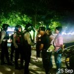 Patroli Perintis Presisi Polres Takalar Sasar Keramaian Malam Hari, Pemuda yang Nongkrong Diimbau Pulang