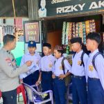 Bangun Generasi Berprestasi, Bhabinkamtibmas Sanrobone Edukasi Pelajar soal Pendidikan dan Kamtibmas
